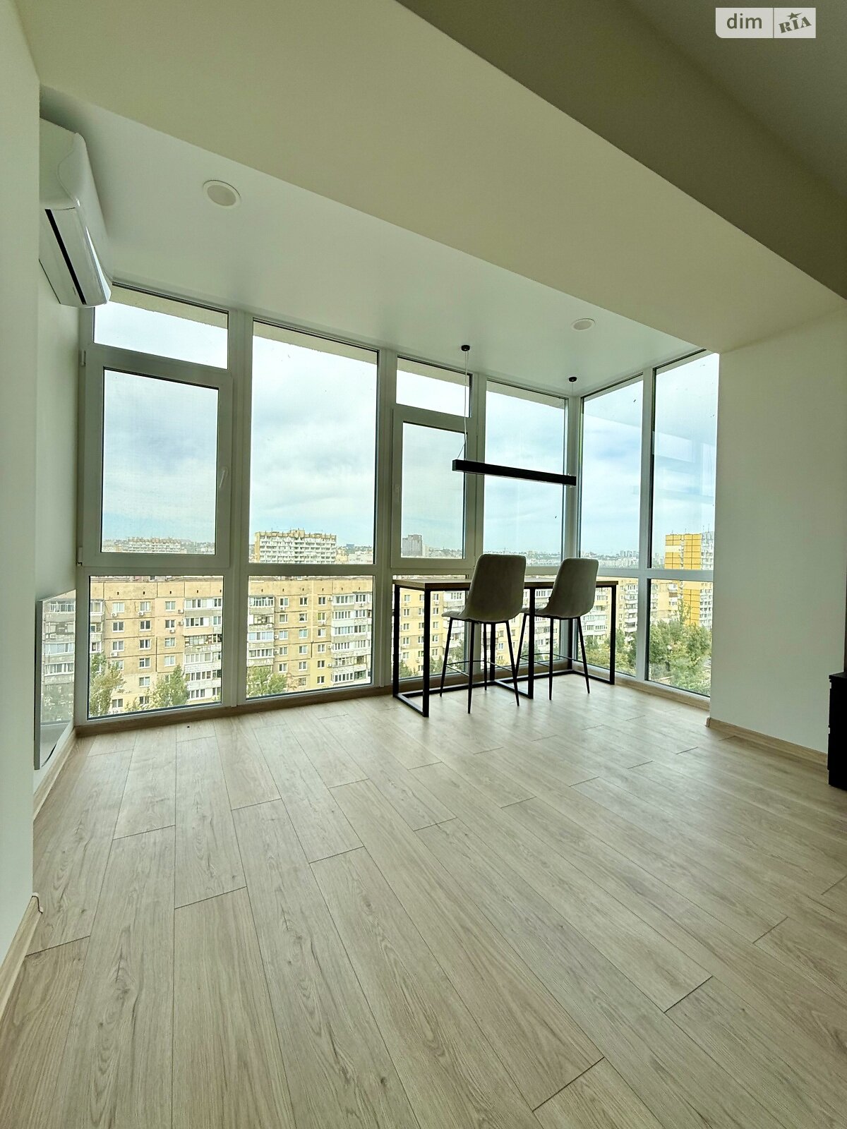 Продажа двухкомнатной квартиры в Днепре, на пер. Добровольцев 3, район Победа-6 фото 1