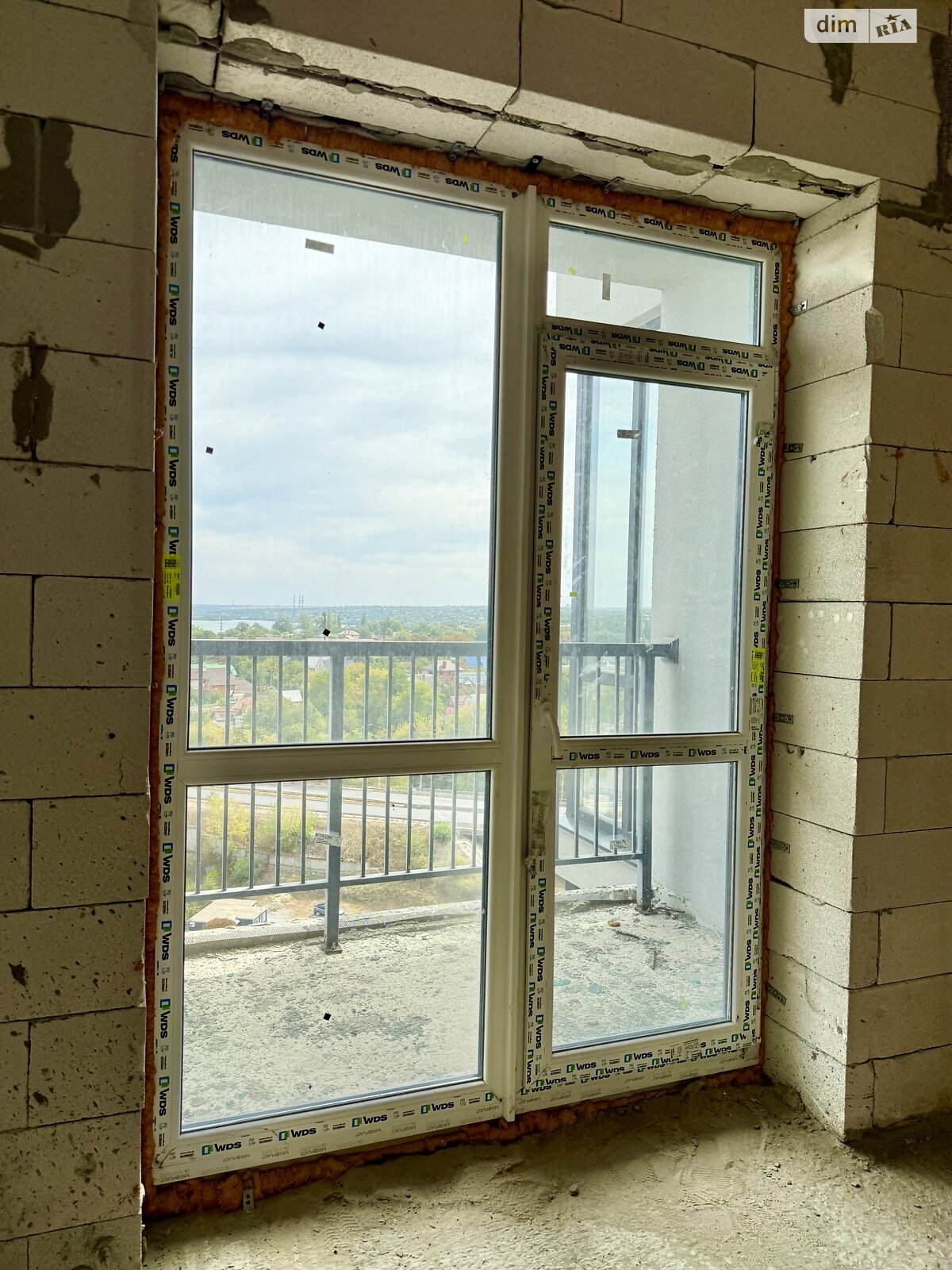 Продажа трехкомнатной квартиры в Днепре, на пер. Добровольцев 3, район Победа-6 фото 1