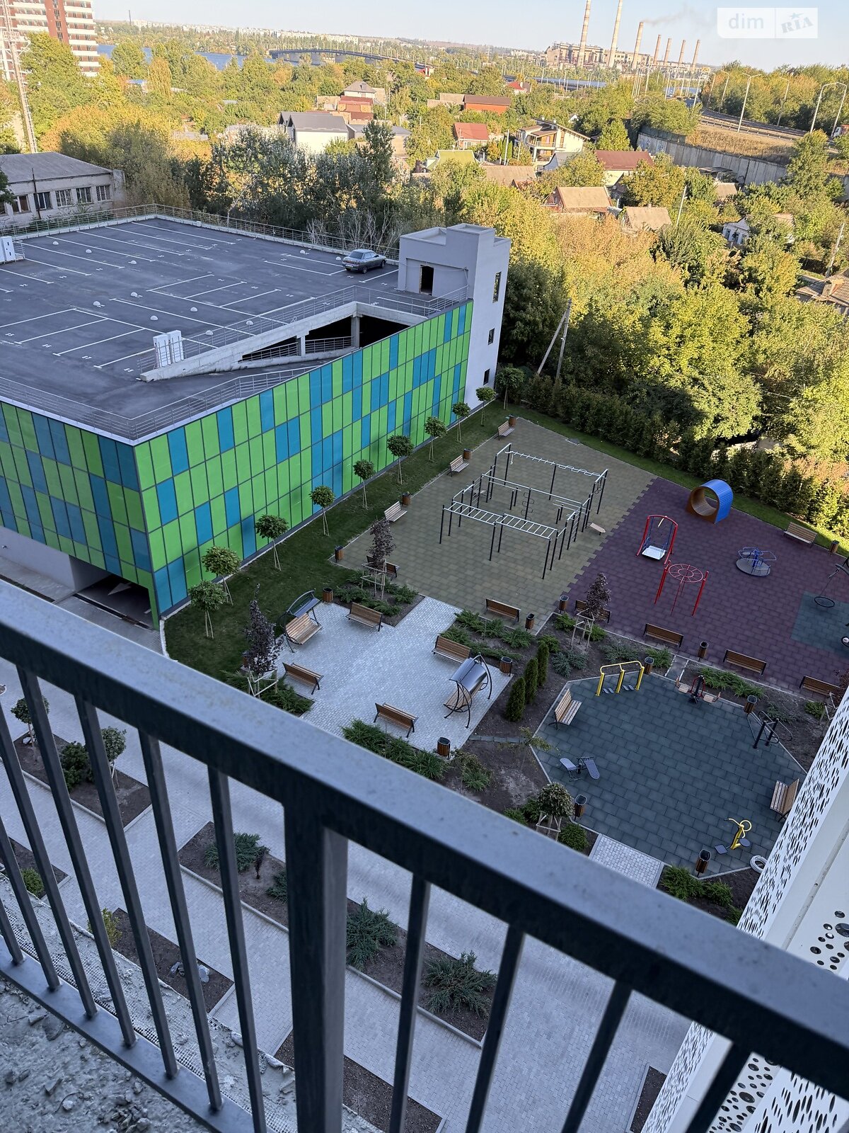 Продажа трехкомнатной квартиры в Днепре, на пер. Добровольцев 3, район Победа-6 фото 1