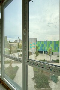 Продажа двухкомнатной квартиры в Днепре, на пер. Добровольцев 3, район Победа-6 фото 2