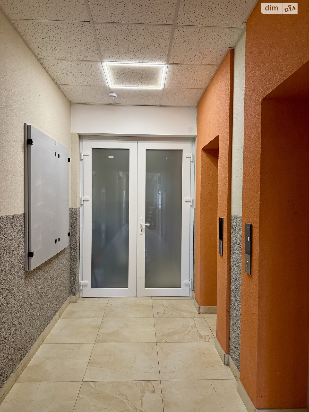 Продажа трехкомнатной квартиры в Днепре, на пер. Добровольцев 23, район Победа-6 фото 1 Продажа трехкомнатной квартиры в Днепре, на пер. Добровольцев 23, район Победа-6 фото 1