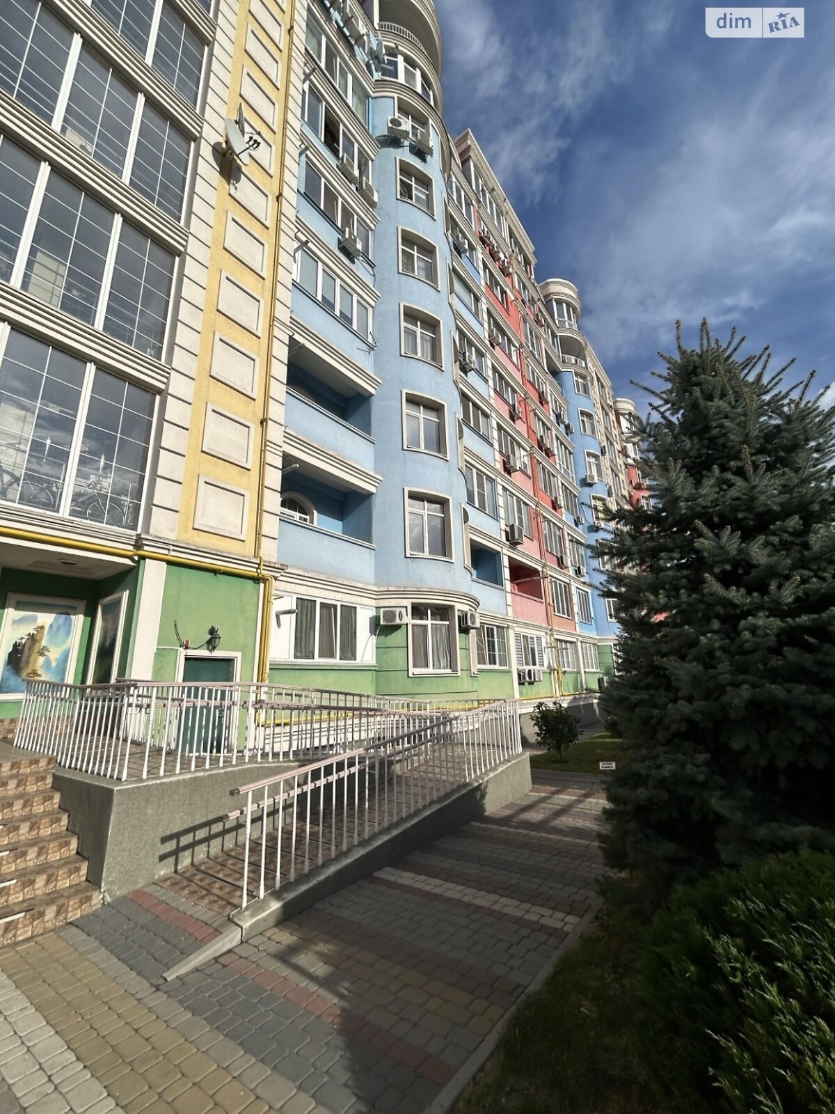 Продаж чотирикімнатної квартири в Дніпрі, на вул. Євпаторійська 2Д, район Перемога-6 фото 1 Продаж чотирикімнатної квартири в Дніпрі, на вул. Євпаторійська 2Д, район Перемога-6 фото 1