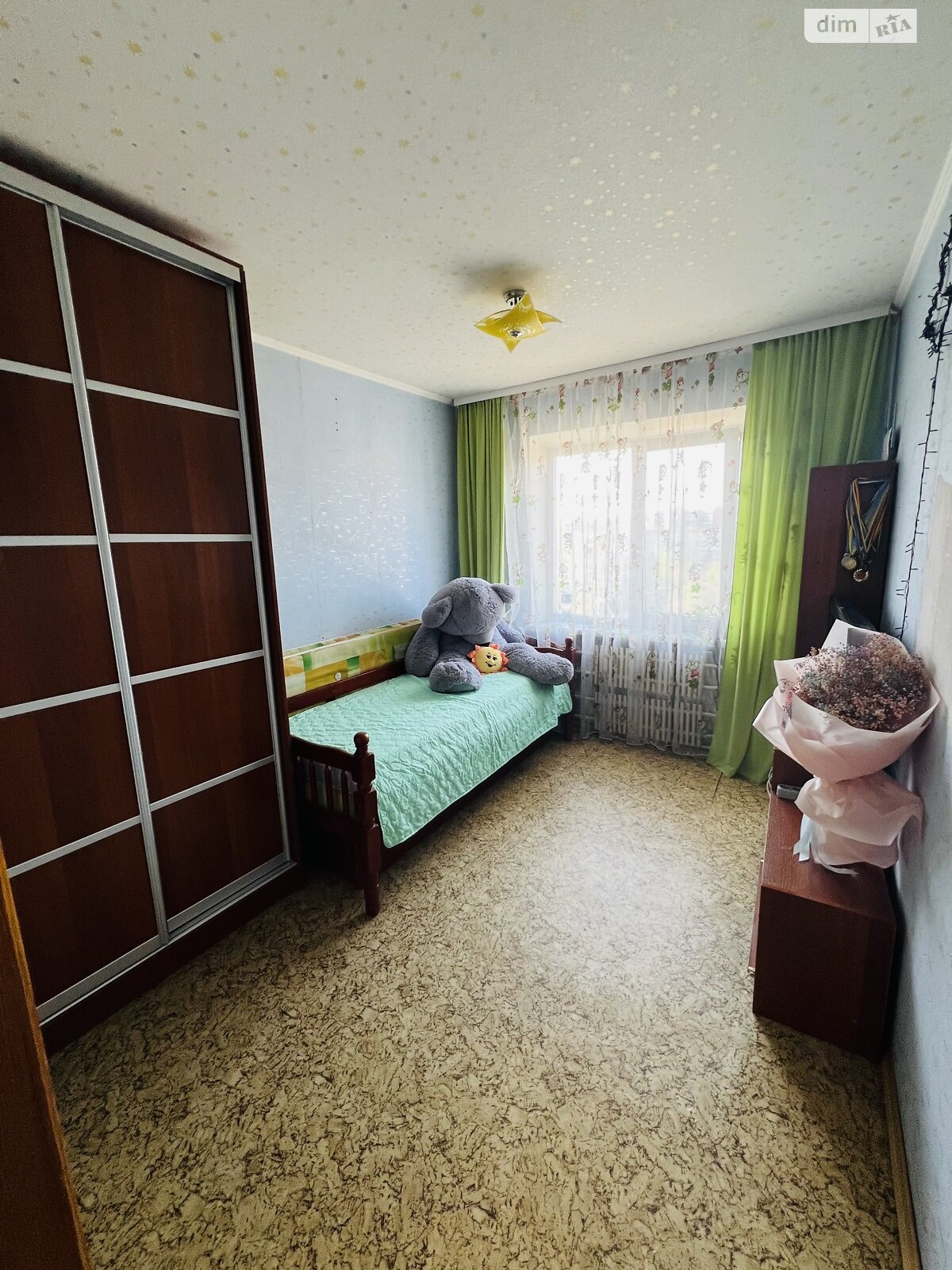 Продажа трехкомнатной квартиры в Днепре, на просп. Героев, район Победа-6 фото 1