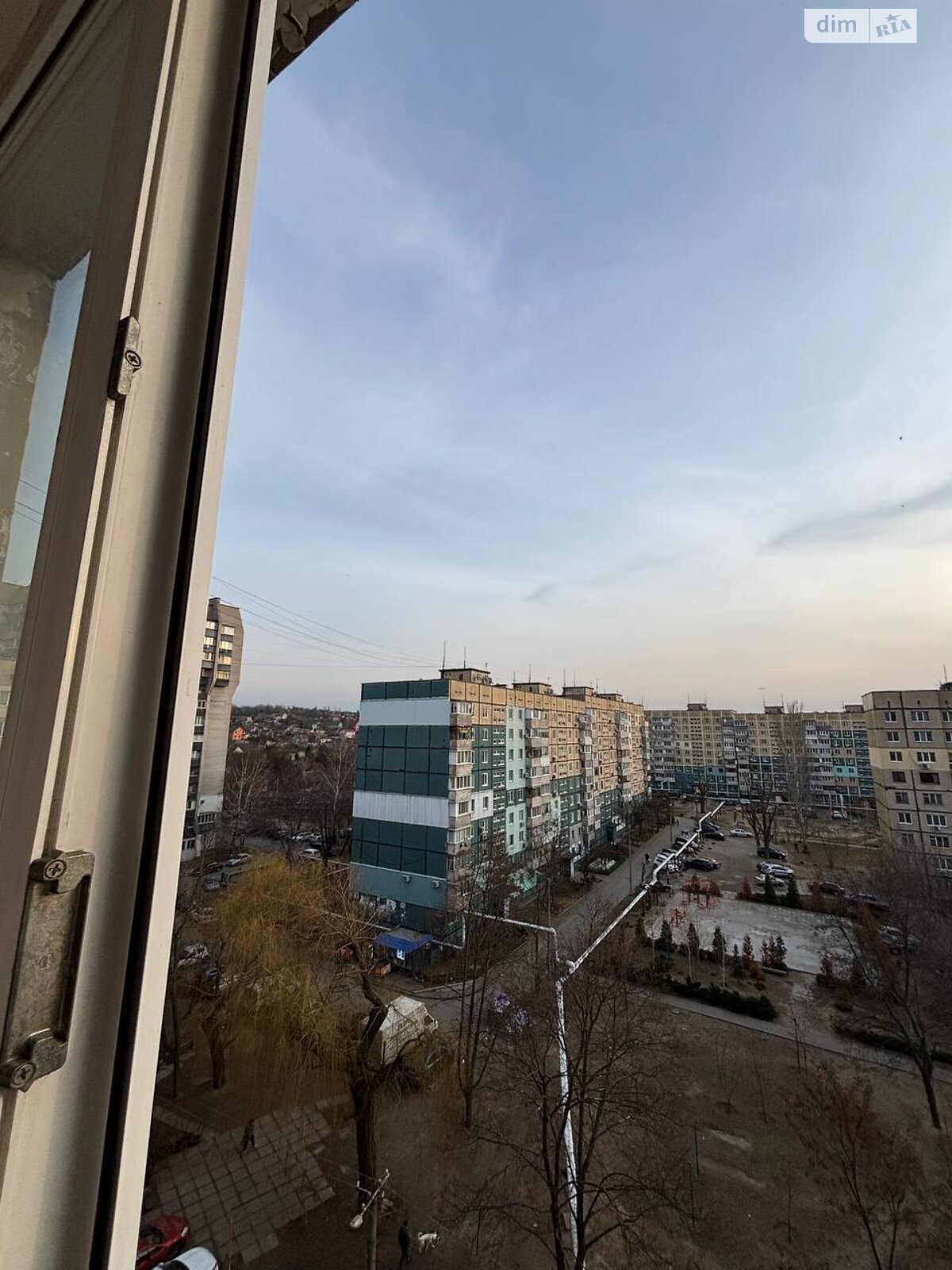 Продажа трехкомнатной квартиры в Днепре, на просп. Героев 46, район Победа-6 фото 1 Продажа трехкомнатной квартиры в Днепре, на просп. Героев 46, район Победа-6 фото 1