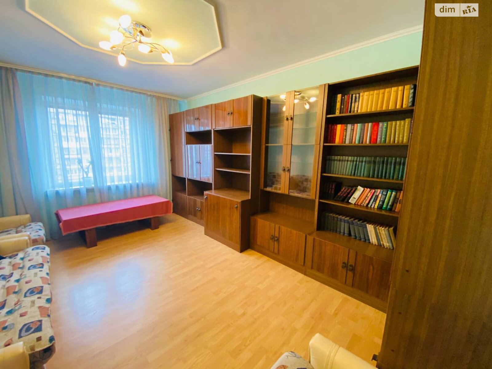 Продаж трикімнатної квартири в Дніпрі, на просп. Героїв 40, район Перемога-6 фото 1 Продаж трикімнатної квартири в Дніпрі, на просп. Героїв 40, район Перемога-6 фото 1