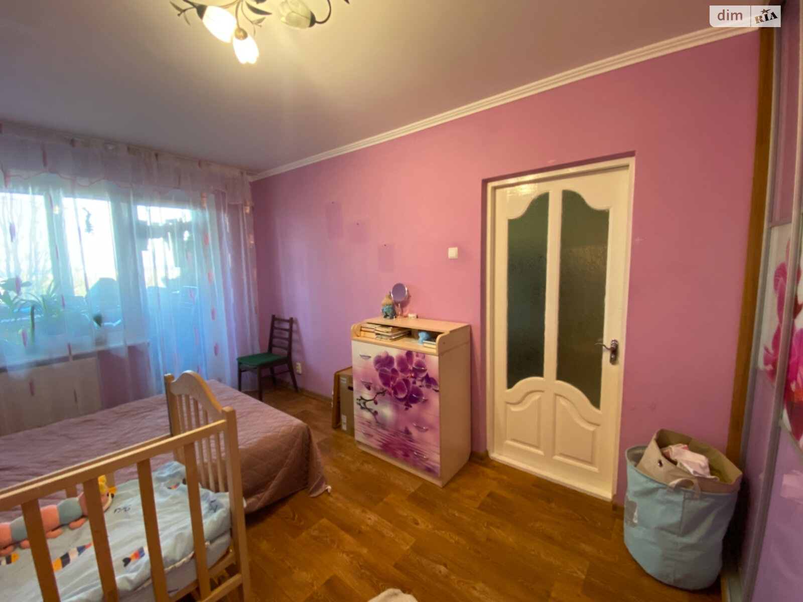 Продаж трикімнатної квартири в Дніпрі, на вул. Набережна Перемоги, район Соборний фото 1 Продаж трикімнатної квартири в Дніпрі, на вул. Набережна Перемоги, район Соборний фото 1