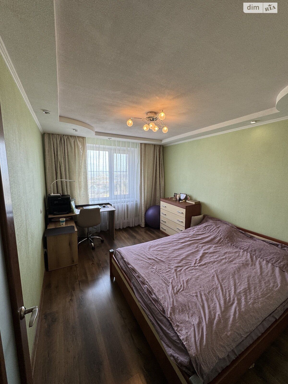 Продажа трехкомнатной квартиры в Днепре, на ул. Набережная Победы 130, кв. 73, район Соборный фото 1 Продажа трехкомнатной квартиры в Днепре, на ул. Набережная Победы 130, кв. 73, район Соборный фото 1