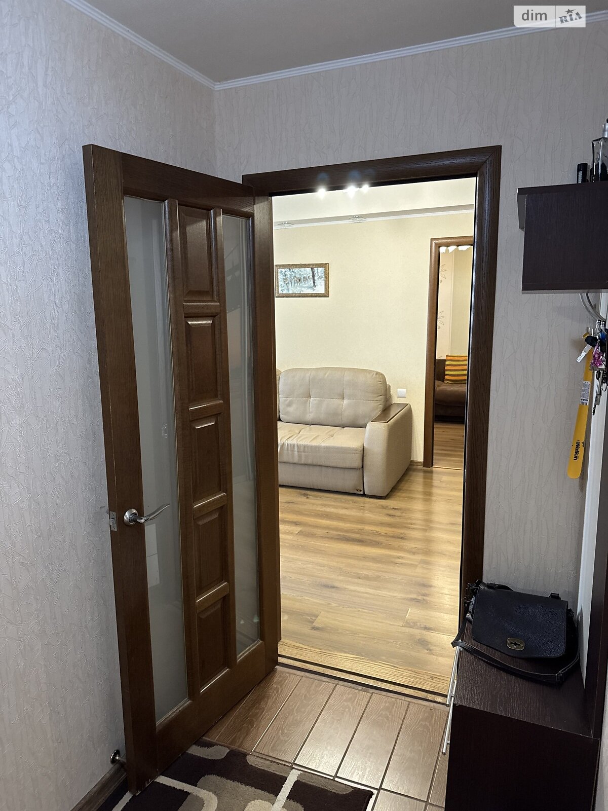 Продажа трехкомнатной квартиры в Днепре, на ул. Набережная Победы 130, кв. 73, район Соборный фото 1 Продажа трехкомнатной квартиры в Днепре, на ул. Набережная Победы 130, кв. 73, район Соборный фото 1