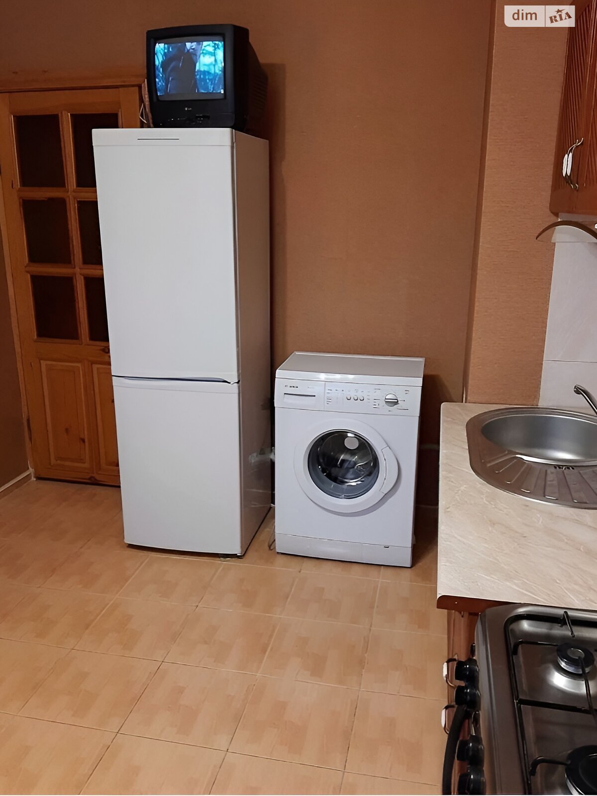 Продажа трехкомнатной квартиры в Днепре, на ул. Новогодняя, район Победа-6 фото 1 Продажа трехкомнатной квартиры в Днепре, на ул. Новогодняя, район Победа-6 фото 1