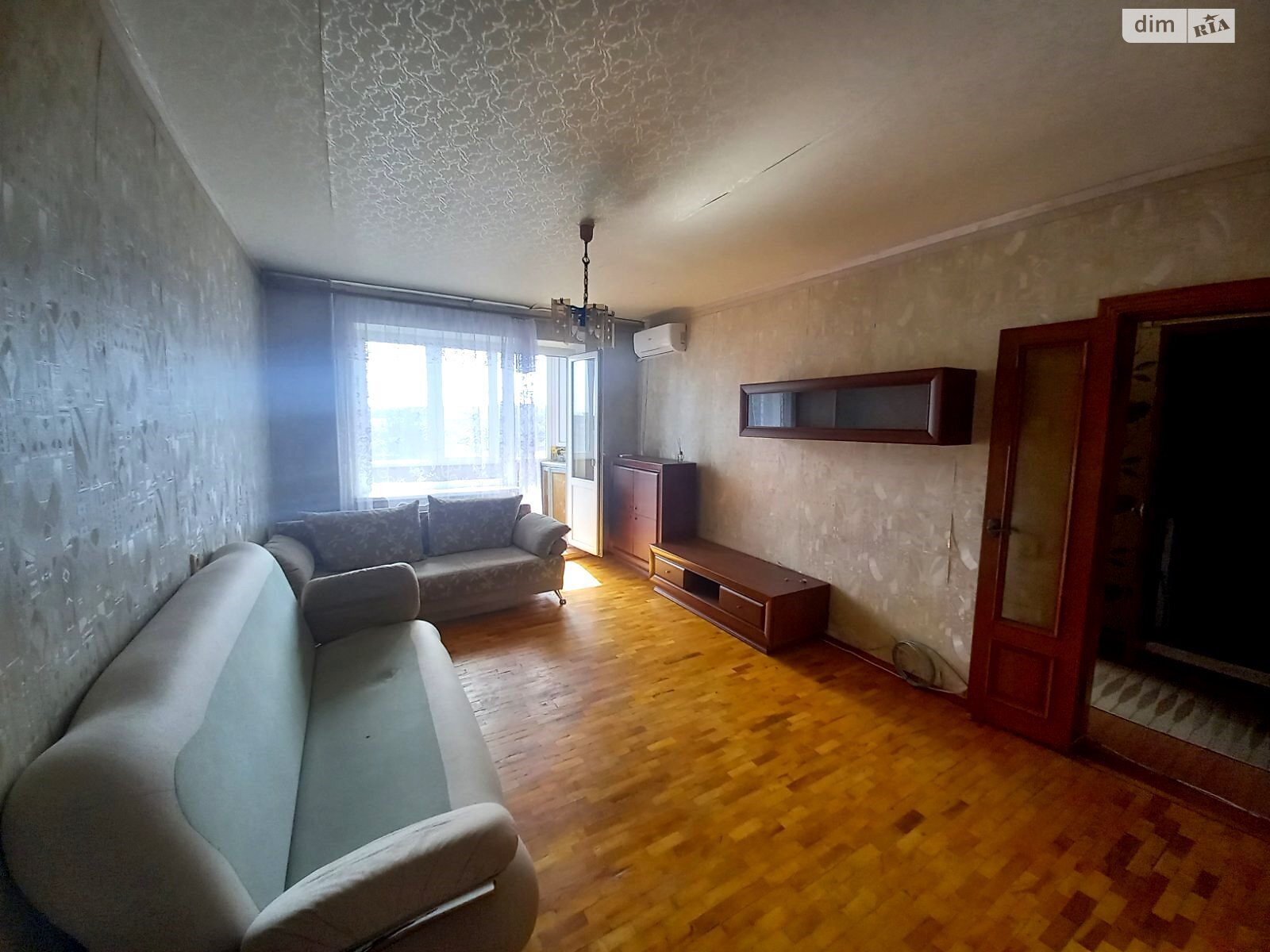 Продаж однокімнатної квартири в Дніпрі, на бул. Слави 27, район Перемога-6 фото 1