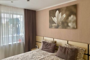 Продаж трикімнатної квартири в Дніпрі, на бул. Слави 3, район Перемога-6 фото 2