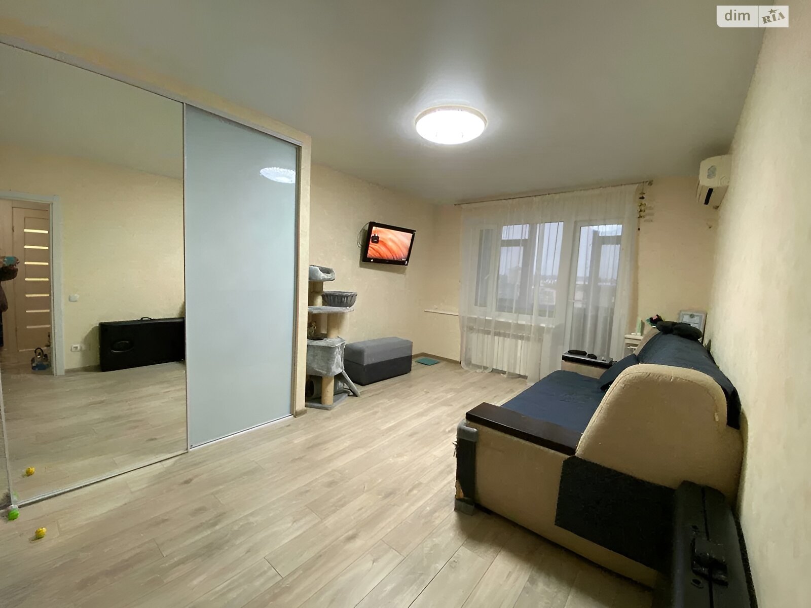 Продажа однокомнатной квартиры в Днепре, на бул. Славы 27, кв. 38, район Победа-6 фото 1 Продажа однокомнатной квартиры в Днепре, на бул. Славы 27, кв. 38, район Победа-6 фото 1