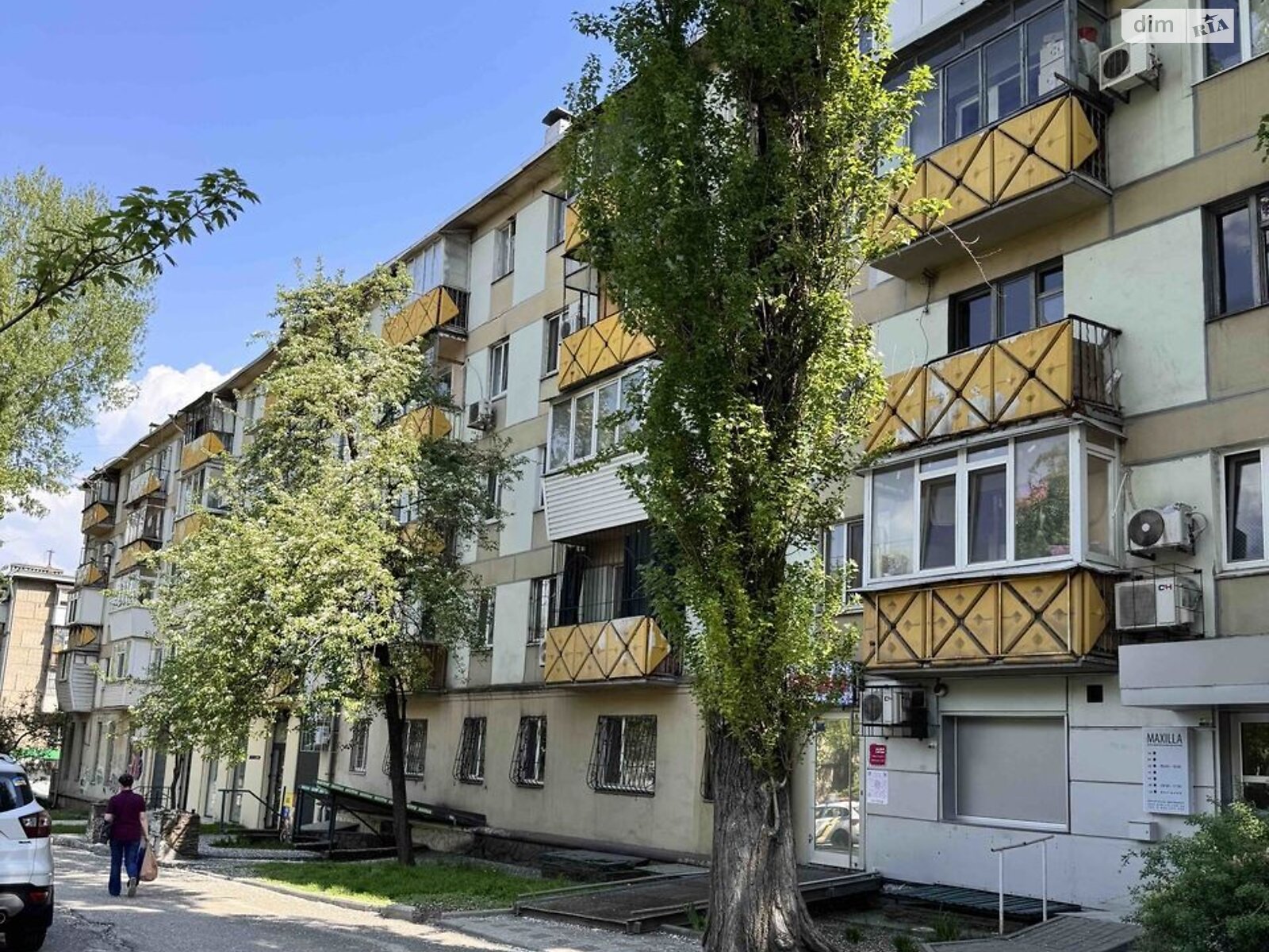 Продажа трехкомнатной квартиры в Днепре, на просп. Науки 141, район Подстанция фото 1 Продажа трехкомнатной квартиры в Днепре, на просп. Науки 141, район Подстанция фото 1