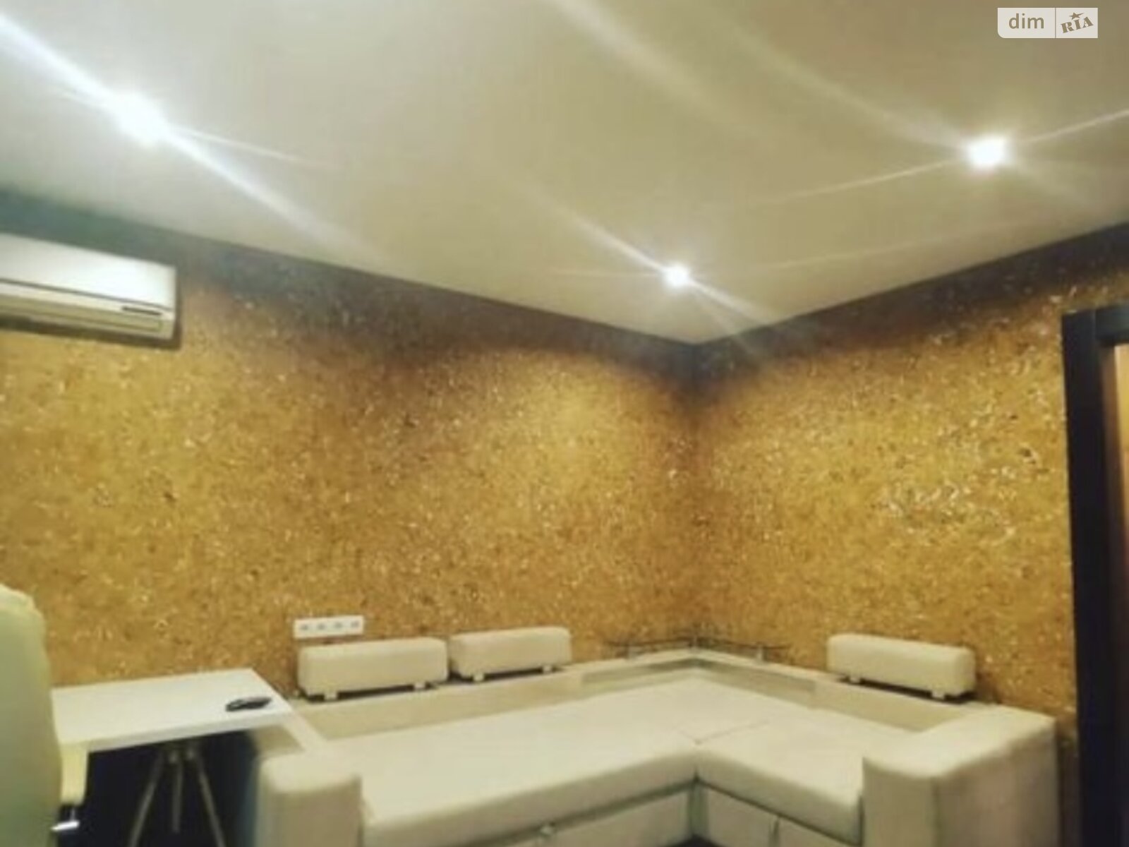 Продажа однокомнатной квартиры в Днепре, на просп. Науки 127, район Подстанция фото 1 Продажа однокомнатной квартиры в Днепре, на просп. Науки 127, район Подстанция фото 1