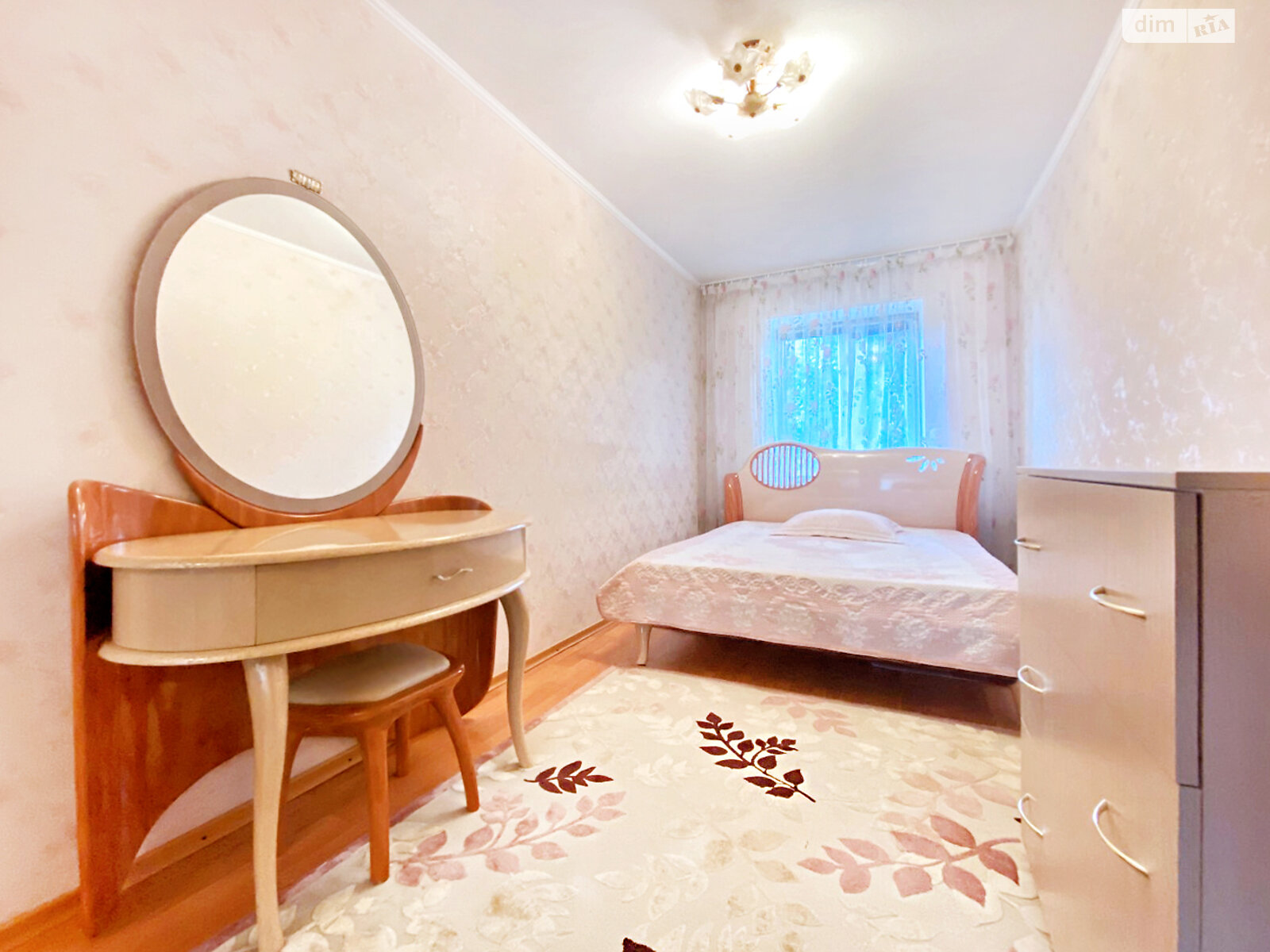 Продажа трехкомнатной квартиры в Днепре, на просп. Науки, район Подстанция фото 1 Продажа трехкомнатной квартиры в Днепре, на просп. Науки, район Подстанция фото 1