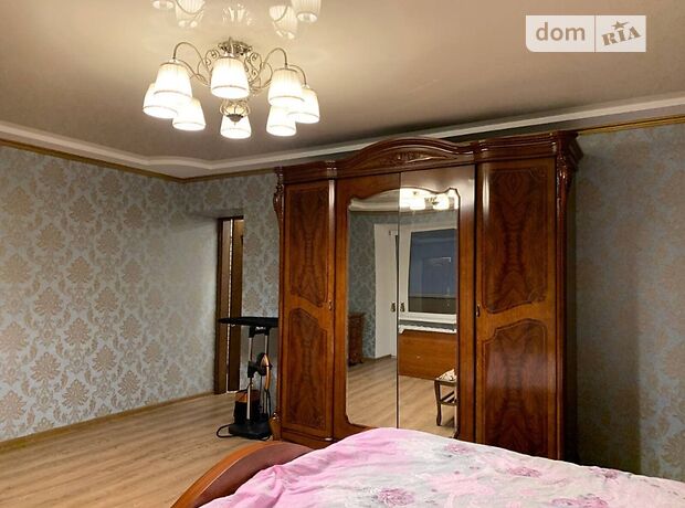 Продажа трехкомнатной квартиры в Днепре, на Дия Максима (Шелгунова) улица район Покровский фото 1 Продажа трехкомнатной квартиры в Днепре, на Дия Максима (Шелгунова) улица район Покровский фото 1
