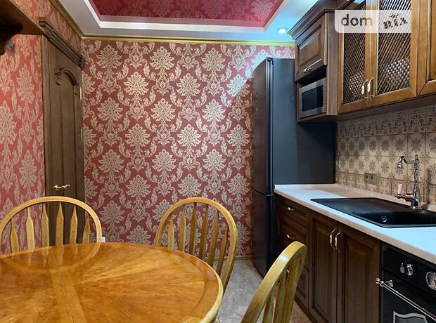 Продажа трехкомнатной квартиры в Днепре, на Дия Максима (Шелгунова) улица район Покровский фото 1 Продажа трехкомнатной квартиры в Днепре, на Дия Максима (Шелгунова) улица район Покровский фото 1