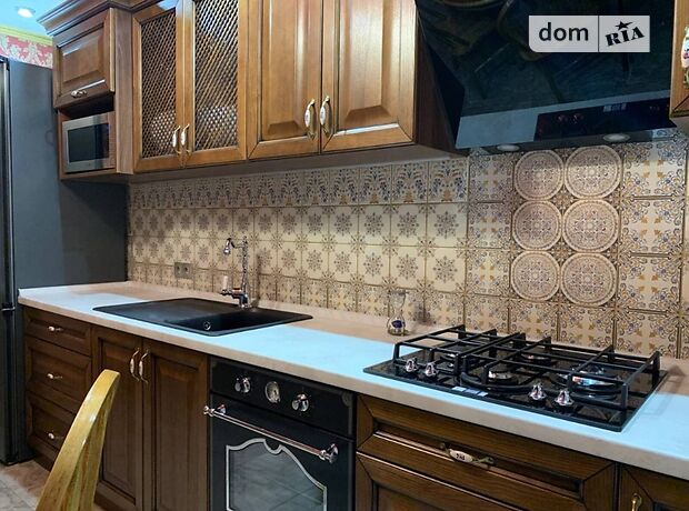 Продажа трехкомнатной квартиры в Днепре, на Дия Максима (Шелгунова) улица район Покровский фото 1 Продажа трехкомнатной квартиры в Днепре, на Дия Максима (Шелгунова) улица район Покровский фото 1