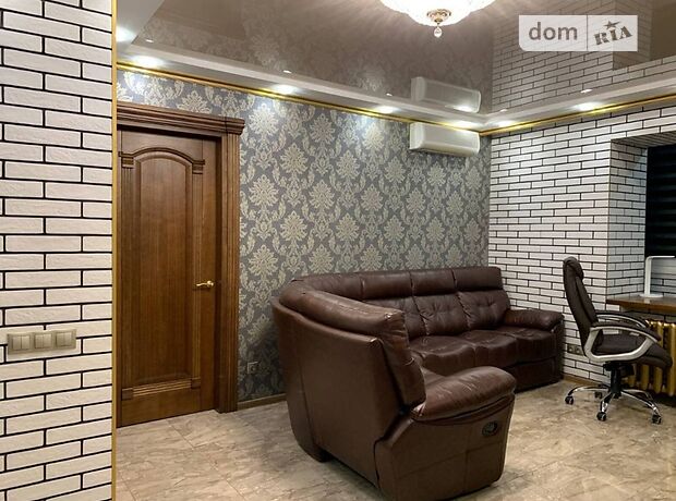 Продажа трехкомнатной квартиры в Днепре, на Дия Максима (Шелгунова) улица район Покровский фото 1 Продажа трехкомнатной квартиры в Днепре, на Дия Максима (Шелгунова) улица район Покровский фото 1