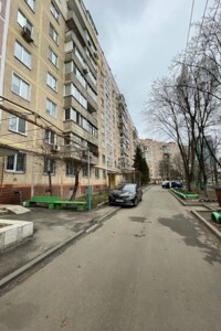 Продажа трехкомнатной квартиры в Днепре, на ул. Дия Максима 11, район Покровский фото 2