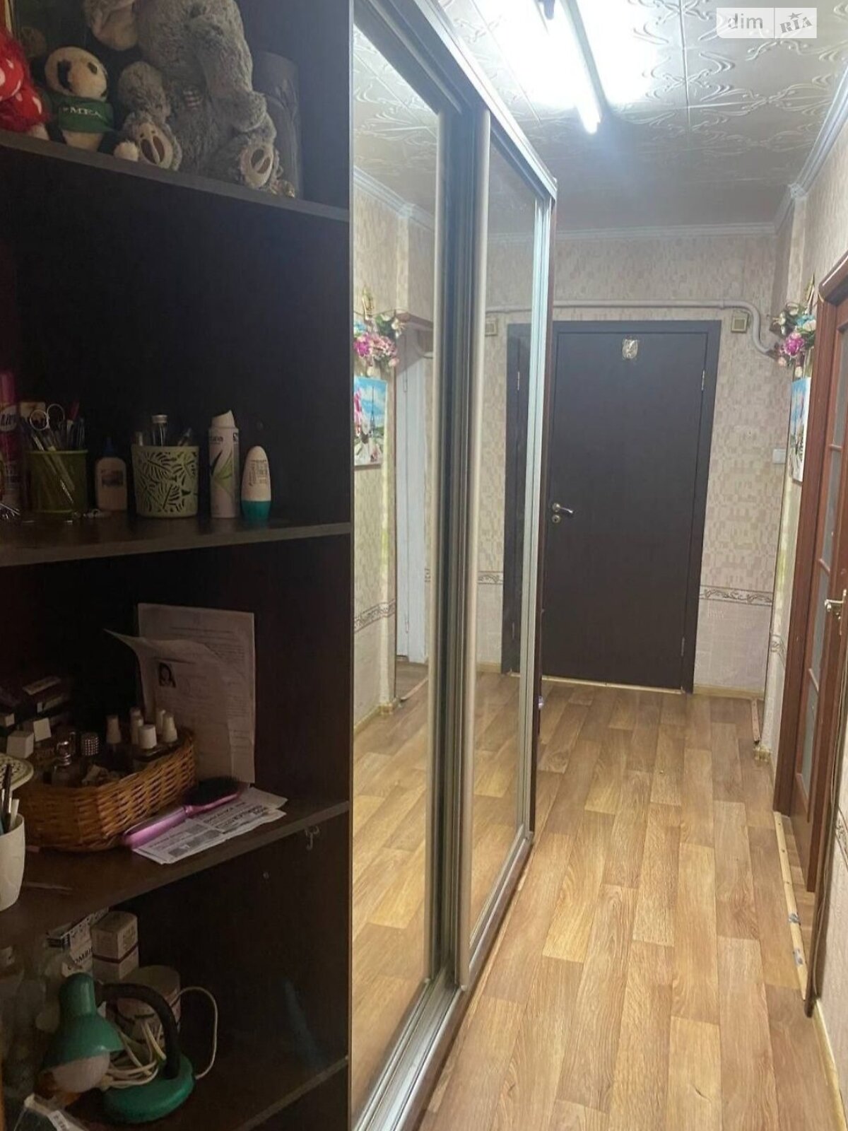 Продаж трикімнатної квартири в Дніпрі, на вул. Дія Максима 8, район Покровський фото 1