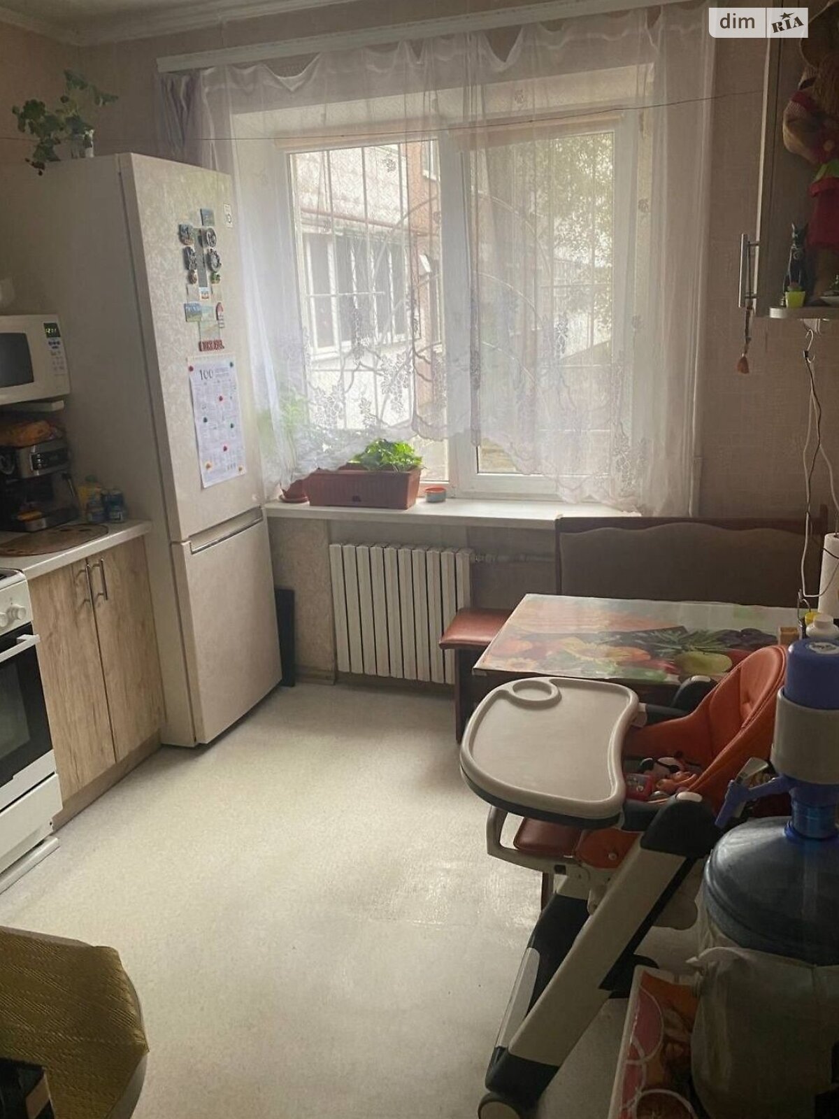 Продаж трикімнатної квартири в Дніпрі, на вул. Дія Максима 8, район Покровський фото 1
