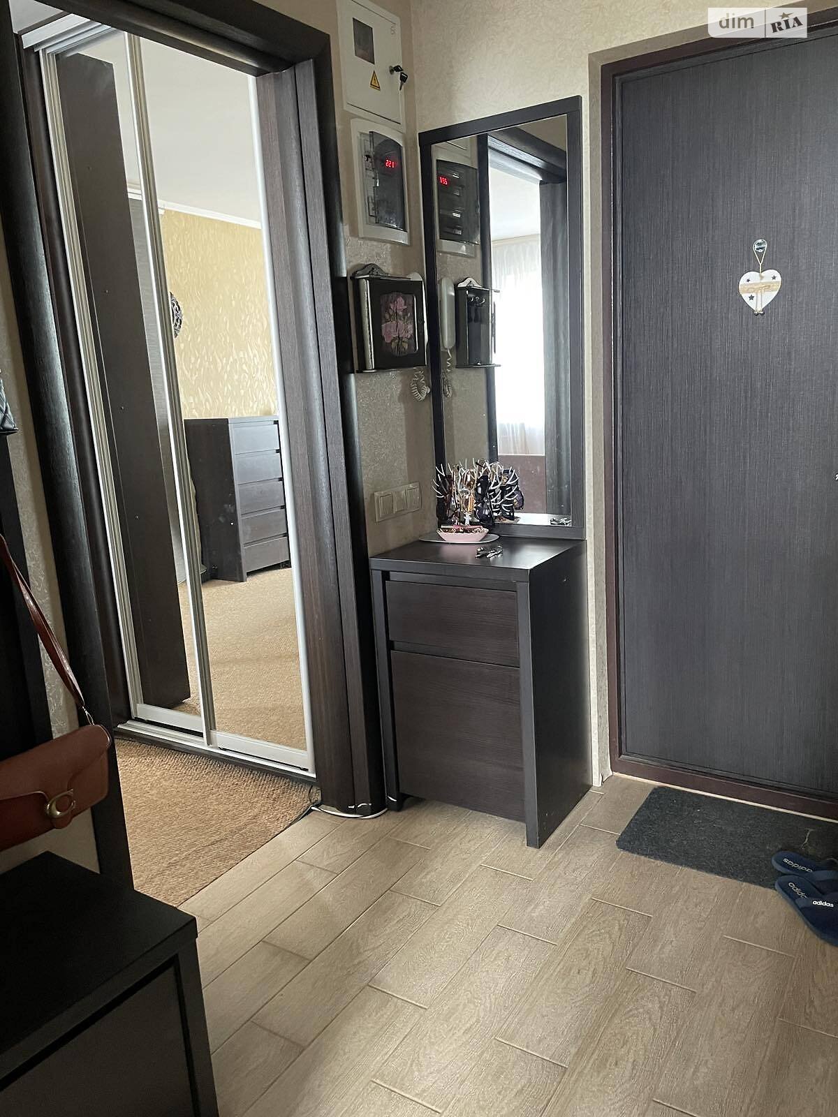 Продаж однокімнатної квартири в Дніпрі, на вул. Кондратюка Юрія 14, кв. 44, район Покровський фото 1 Продаж однокімнатної квартири в Дніпрі, на вул. Кондратюка Юрія 14, кв. 44, район Покровський фото 1