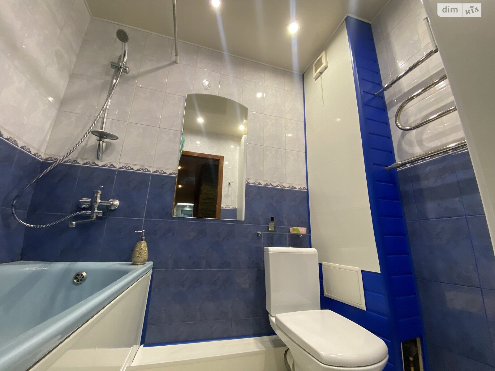 Продаж трикімнатної квартири в Дніпрі, на вул. Метробудівська 3, район Покровський фото 1 Продаж трикімнатної квартири в Дніпрі, на вул. Метробудівська 3, район Покровський фото 1