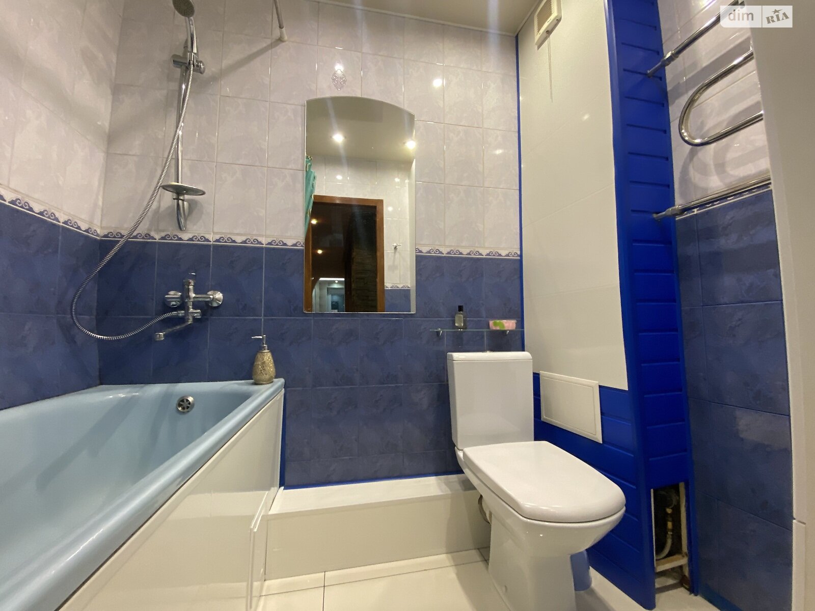 Продаж трикімнатної квартири в Дніпрі, на вул. Метробудівська 3, район Покровський фото 1 Продаж трикімнатної квартири в Дніпрі, на вул. Метробудівська 3, район Покровський фото 1