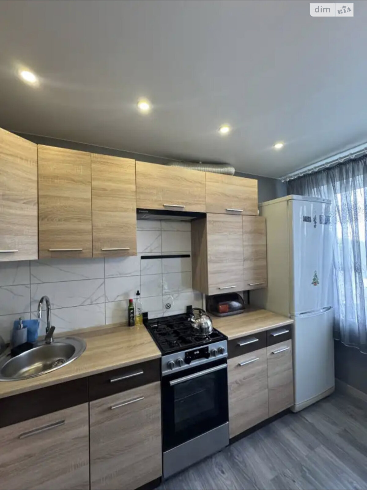 Продаж трикімнатної квартири в Дніпрі, на мас. Покровський 5А, кв. 129, район Покровський фото 1 Продаж трикімнатної квартири в Дніпрі, на мас. Покровський 5А, кв. 129, район Покровський фото 1