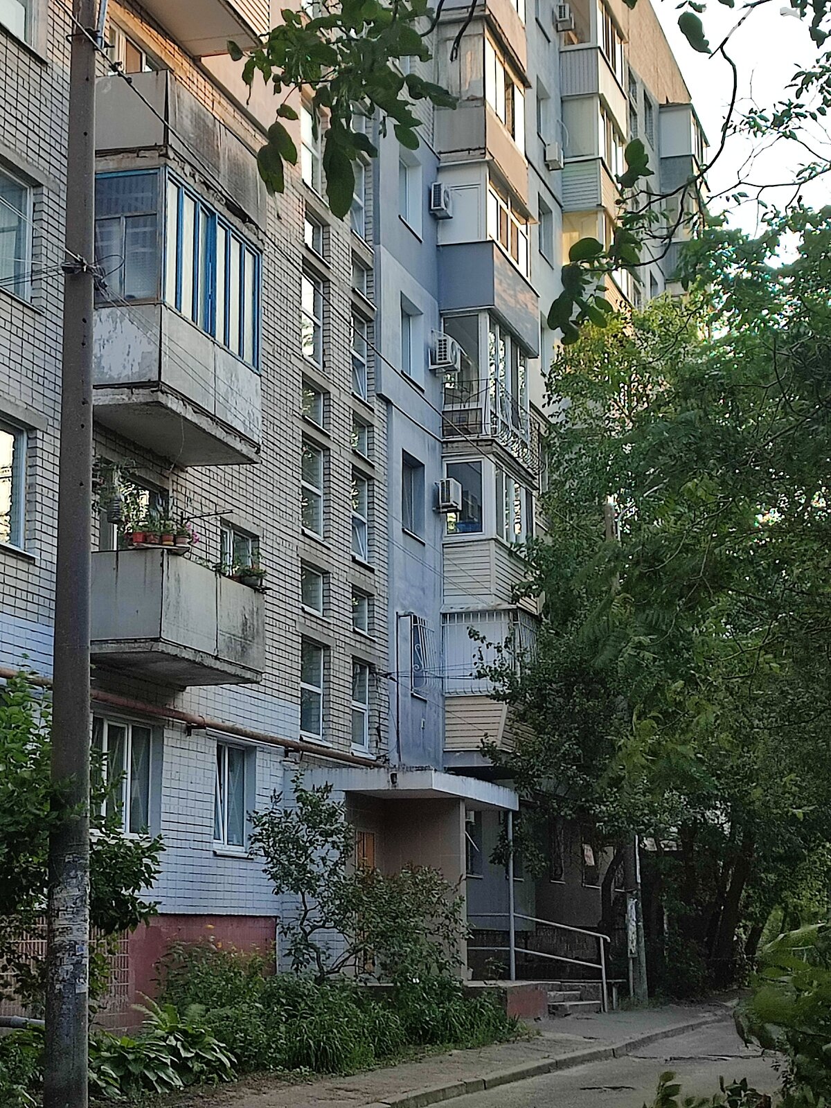 Продажа трехкомнатной квартиры в Днепре, на ул. Кирилла Осьмака 49, район Приднепровский фото 1 Продажа трехкомнатной квартиры в Днепре, на ул. Кирилла Осьмака 49, район Приднепровский фото 1