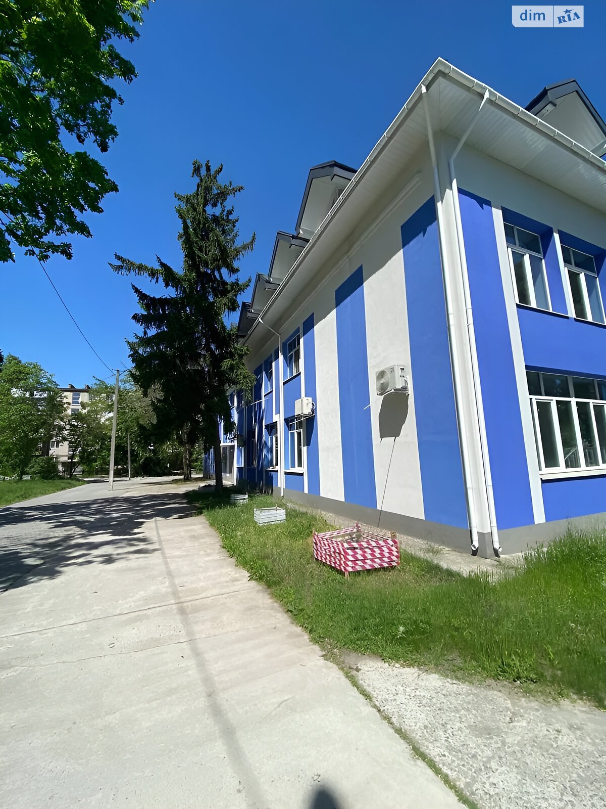 Продаж трикімнатної квартири в Дніпрі, на вул. Космонавтів, район Придніпровський фото 1 Продаж трикімнатної квартири в Дніпрі, на вул. Космонавтів, район Придніпровський фото 1