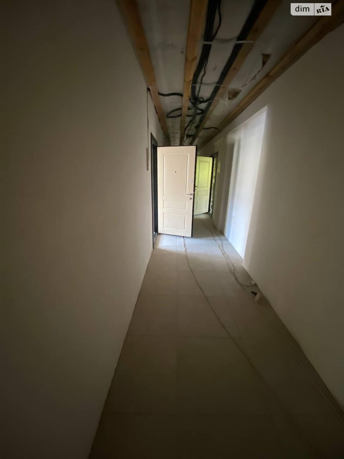 Продаж трикімнатної квартири в Дніпрі, на вул. Космонавтів, район Придніпровський фото 1 Продаж трикімнатної квартири в Дніпрі, на вул. Космонавтів, район Придніпровський фото 1