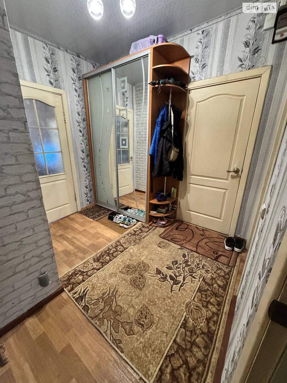 Продаж двокімнатної квартири в Дніпрі, на вул. Маланюка Євгена 5, район Придніпровський фото 1 Продаж двокімнатної квартири в Дніпрі, на вул. Маланюка Євгена 5, район Придніпровський фото 1