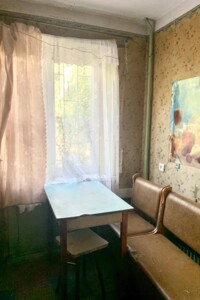 Продажа трехкомнатной квартиры в Днепре, на ул. Немировича-Данченко 64, район Приднепровский фото 2