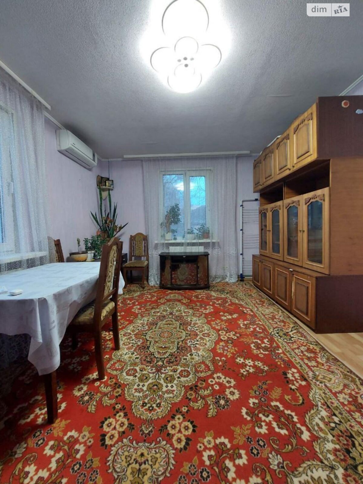 Продажа трехкомнатной квартиры в Днепре, на ул. Симоненко Василия 15, район Приднепровский фото 1