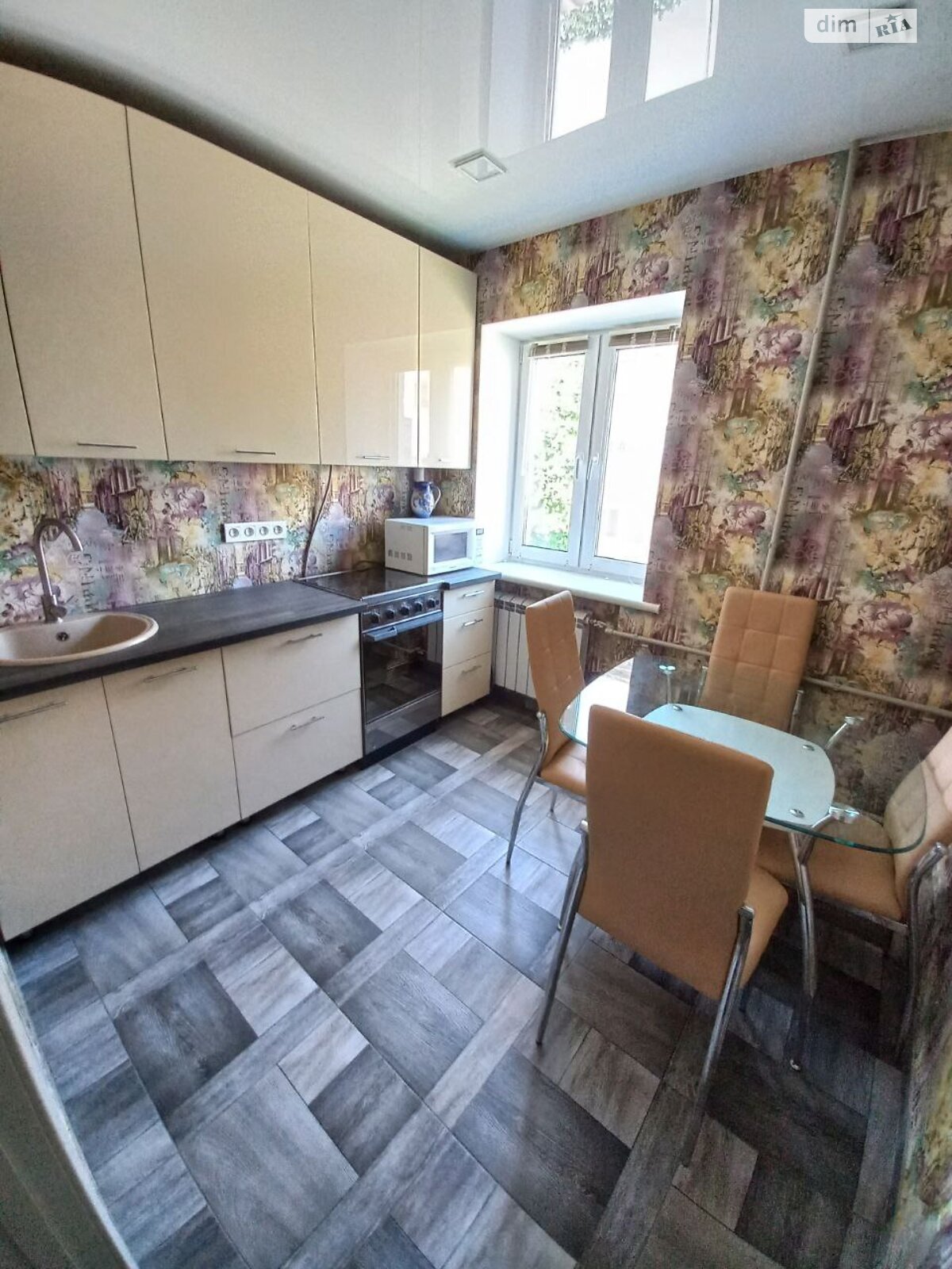 Продажа двухкомнатной квартиры в Днепре, на ул. Вознюк, район Приднепровский фото 1 Продажа двухкомнатной квартиры в Днепре, на ул. Вознюк, район Приднепровский фото 1