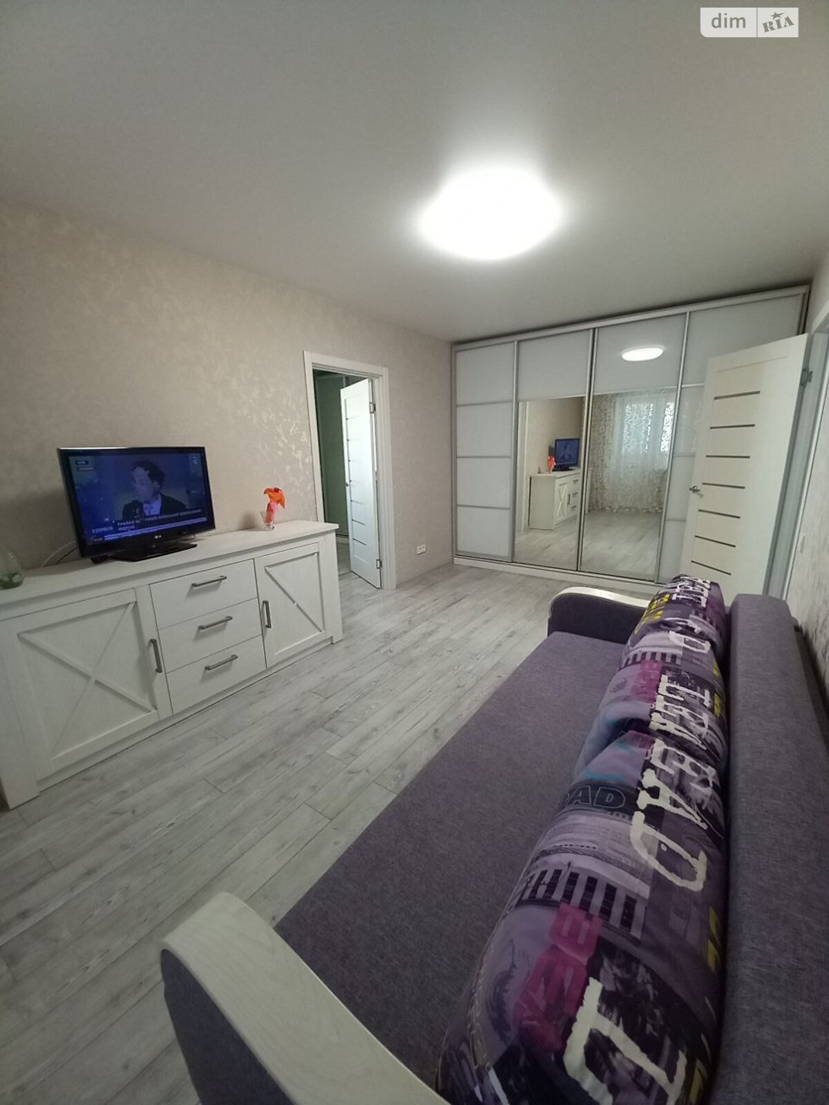 Продажа двухкомнатной квартиры в Днепре, на ул. Вознюк 3Б, район Приднепровский фото 1 Продажа двухкомнатной квартиры в Днепре, на ул. Вознюк 3Б, район Приднепровский фото 1