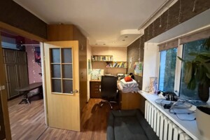 Продажа двухкомнатной квартиры в Днепре, на ул. Вознюк 7А, район Приднепровский фото 2