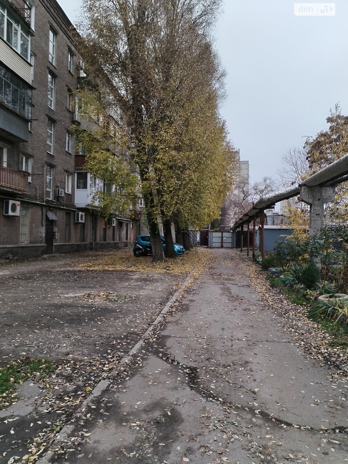 Продажа трехкомнатной квартиры в Днепре, на ул. 128-й Брыгады Теробороны 2, район Привокзальный фото 1