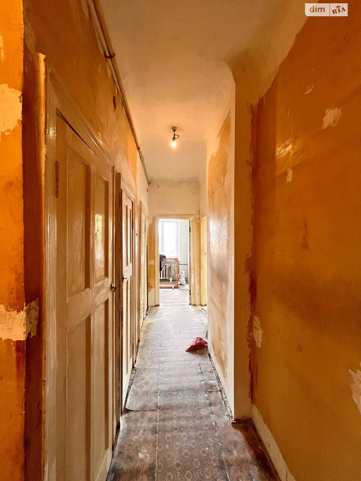 Продажа трехкомнатной квартиры в Днепре, на пл. Старомостова 1, район Привокзальный фото 1