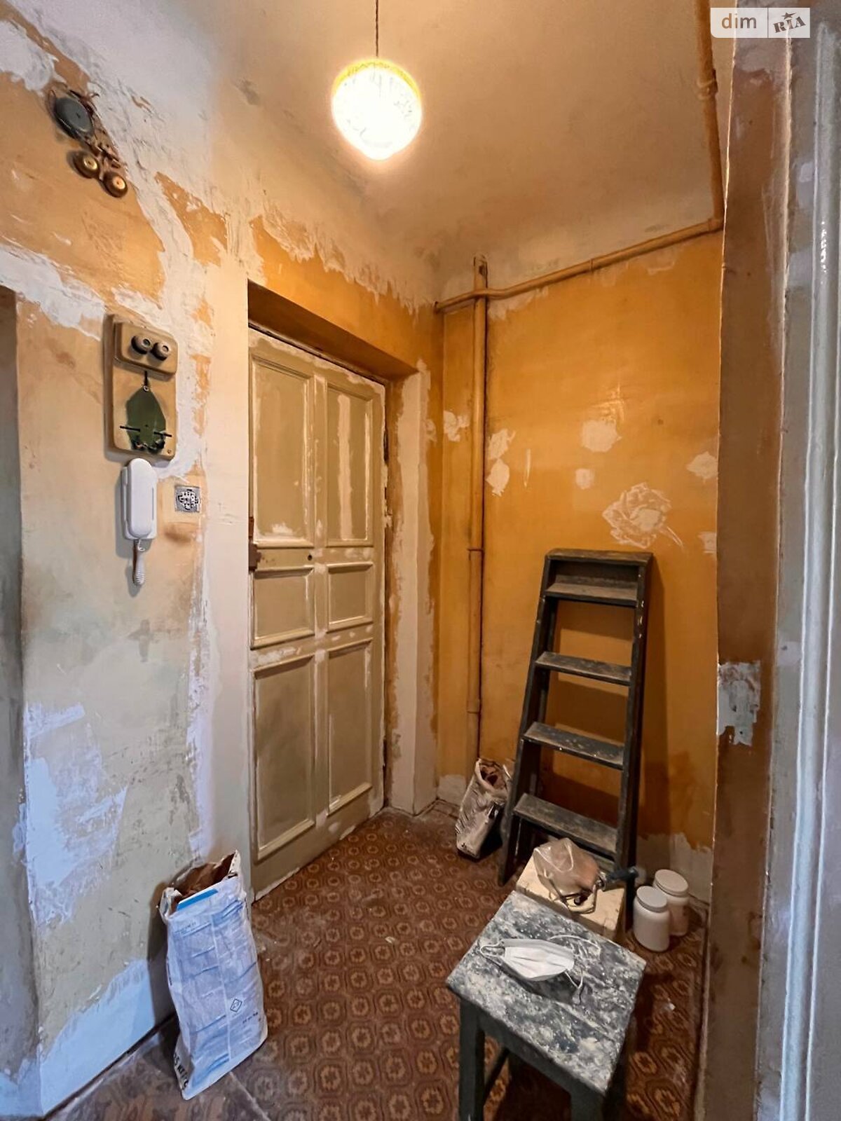 Продажа трехкомнатной квартиры в Днепре, на пл. Старомостова 1, район Привокзальный фото 1