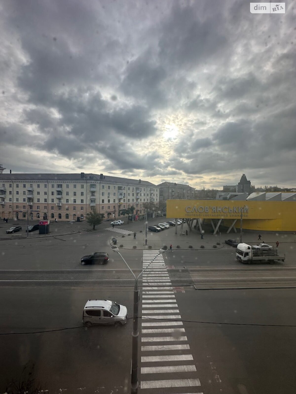 Продажа трехкомнатной квартиры в Днепре, на пл. Вокзальная, район Привокзальный фото 1 Продажа трехкомнатной квартиры в Днепре, на пл. Вокзальная, район Привокзальный фото 1