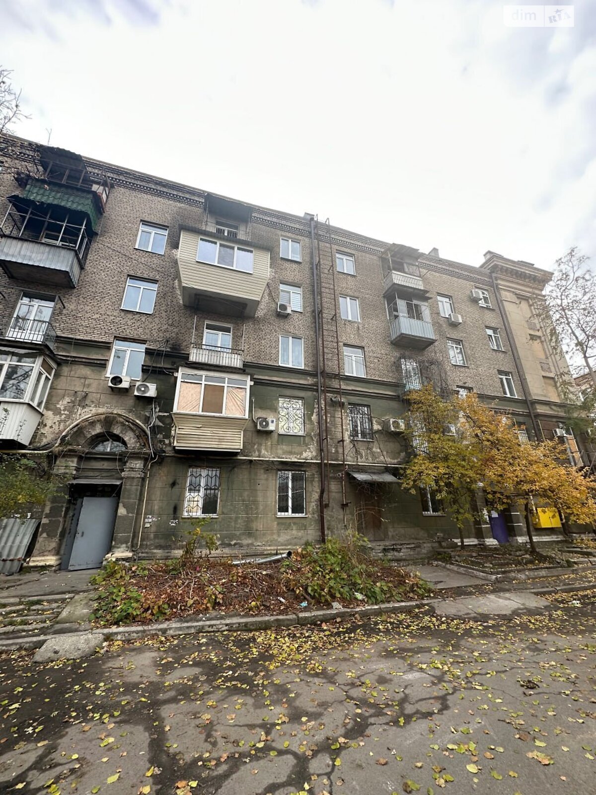 Продажа трехкомнатной квартиры в Днепре, на пл. Вокзальная, район Привокзальный фото 1 Продажа трехкомнатной квартиры в Днепре, на пл. Вокзальная, район Привокзальный фото 1