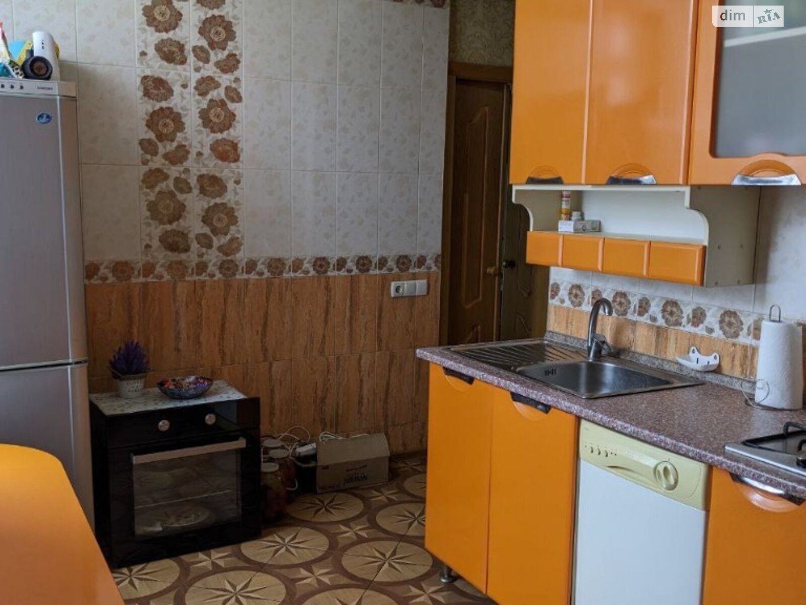 Продажа трехкомнатной квартиры в Днепре, на просп. Яворницкого Дмитрия 121, район Привокзальный фото 1