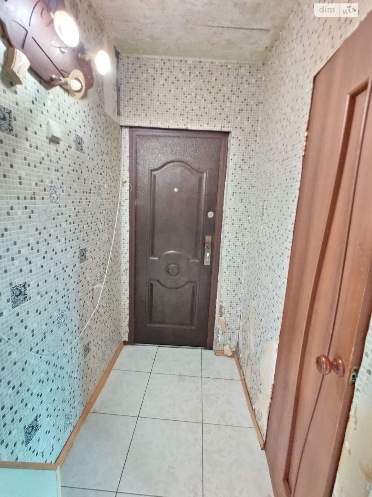 Продаж трикімнатної квартири в Дніпрі, на просп. Хмельницького Богдана 10Б, район Проспект Поля фото 1 Продаж трикімнатної квартири в Дніпрі, на просп. Хмельницького Богдана 10Б, район Проспект Поля фото 1