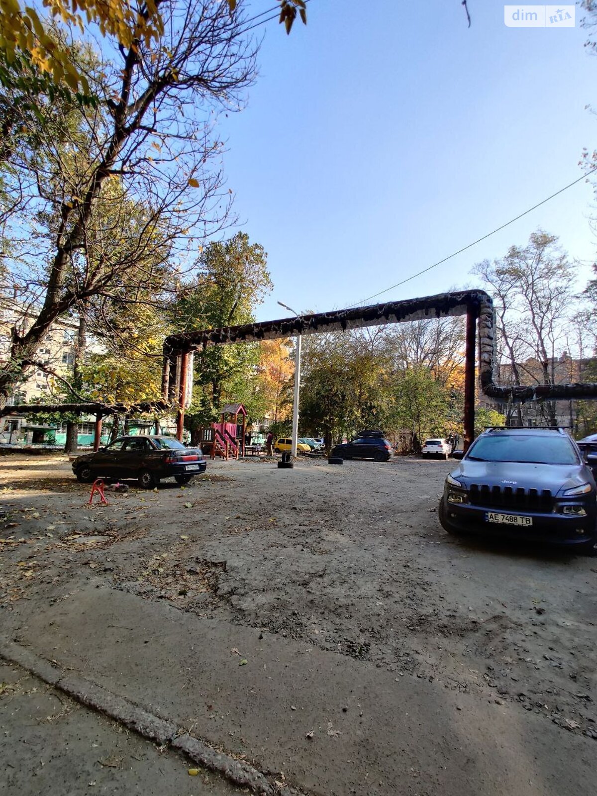 Продаж трикімнатної квартири в Дніпрі, на просп. Хмельницького Богдана 10Б, район Проспект Поля фото 1 Продаж трикімнатної квартири в Дніпрі, на просп. Хмельницького Богдана 10Б, район Проспект Поля фото 1