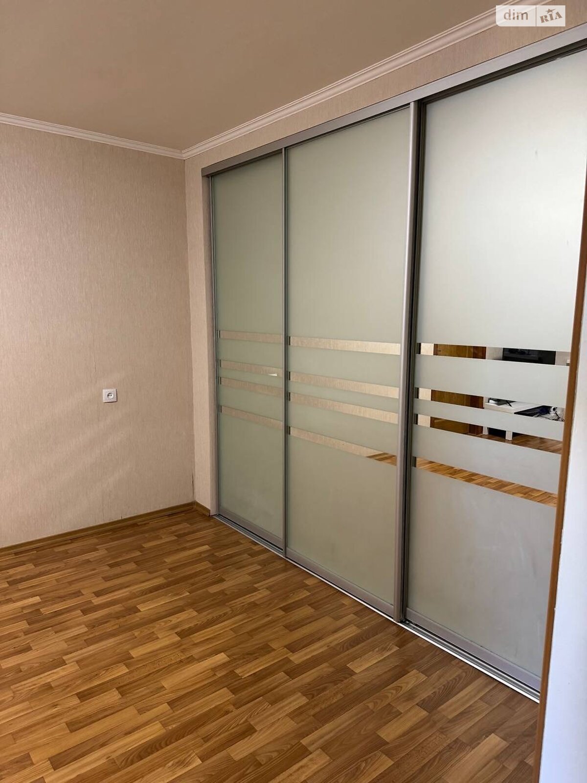 Продаж двокімнатної квартири в Дніпрі, на просп. Хмельницького Богдана 4Г, район Проспект Поля фото 1 Продаж двокімнатної квартири в Дніпрі, на просп. Хмельницького Богдана 4Г, район Проспект Поля фото 1