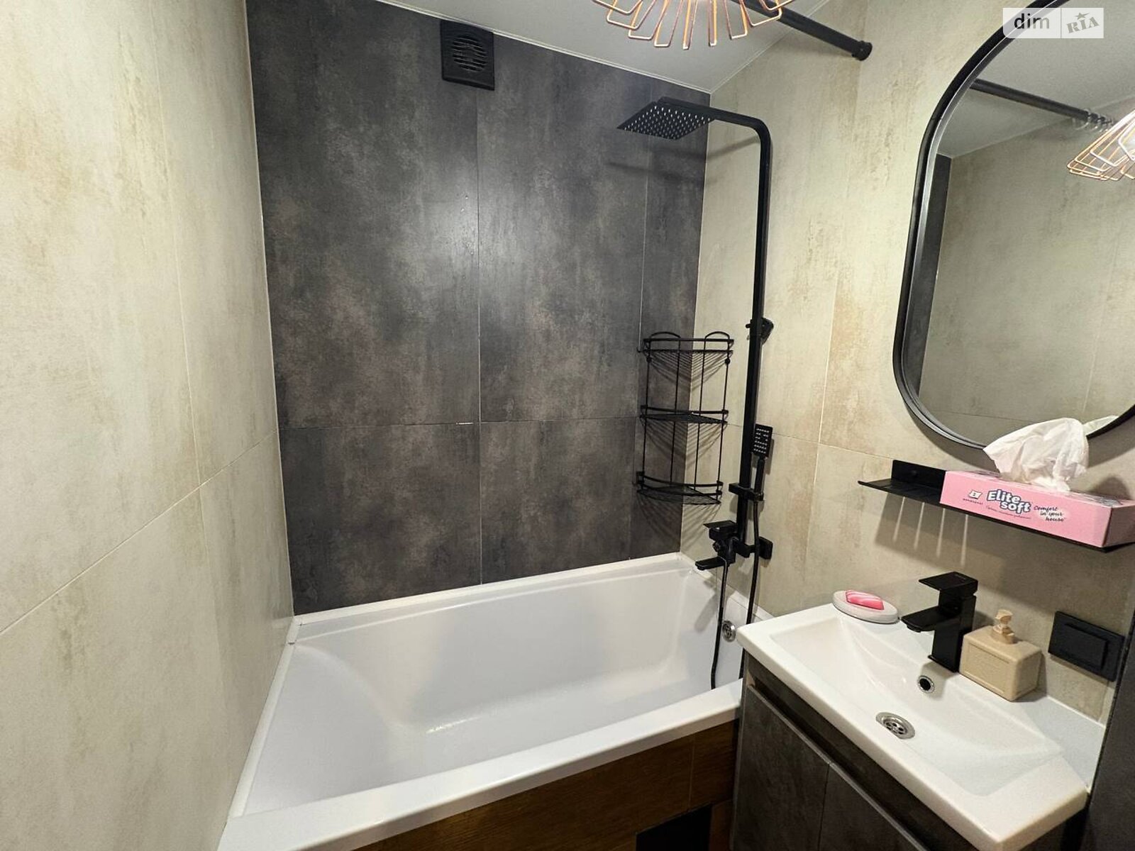 Продажа трехкомнатной квартиры в Днепре, на просп. Хмельницкого Богдана 4В, район Проспект Поля фото 1