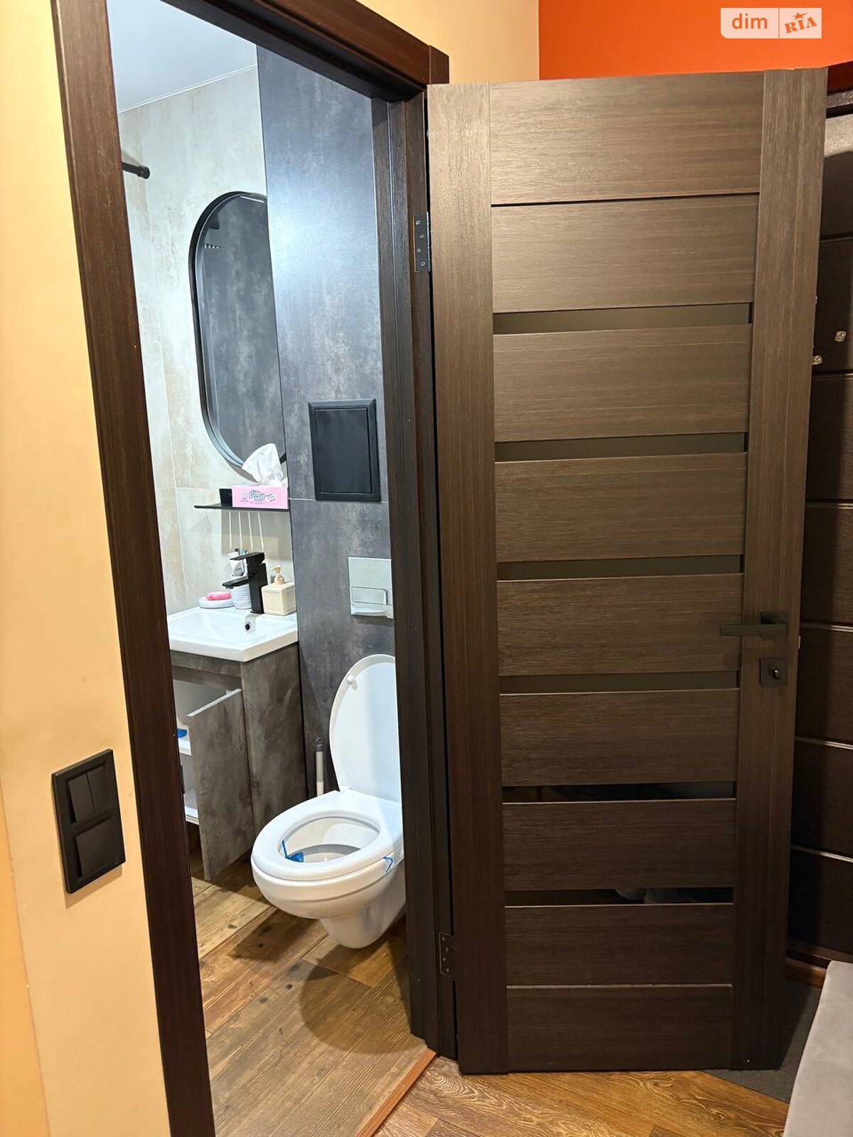 Продажа трехкомнатной квартиры в Днепре, на просп. Хмельницкого Богдана 4В, район Проспект Поля фото 1